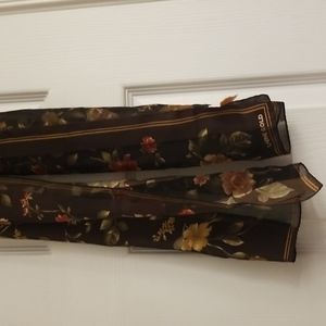 Pretty floral scarf